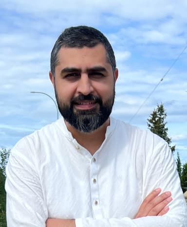 Dr. Junaid Öösman